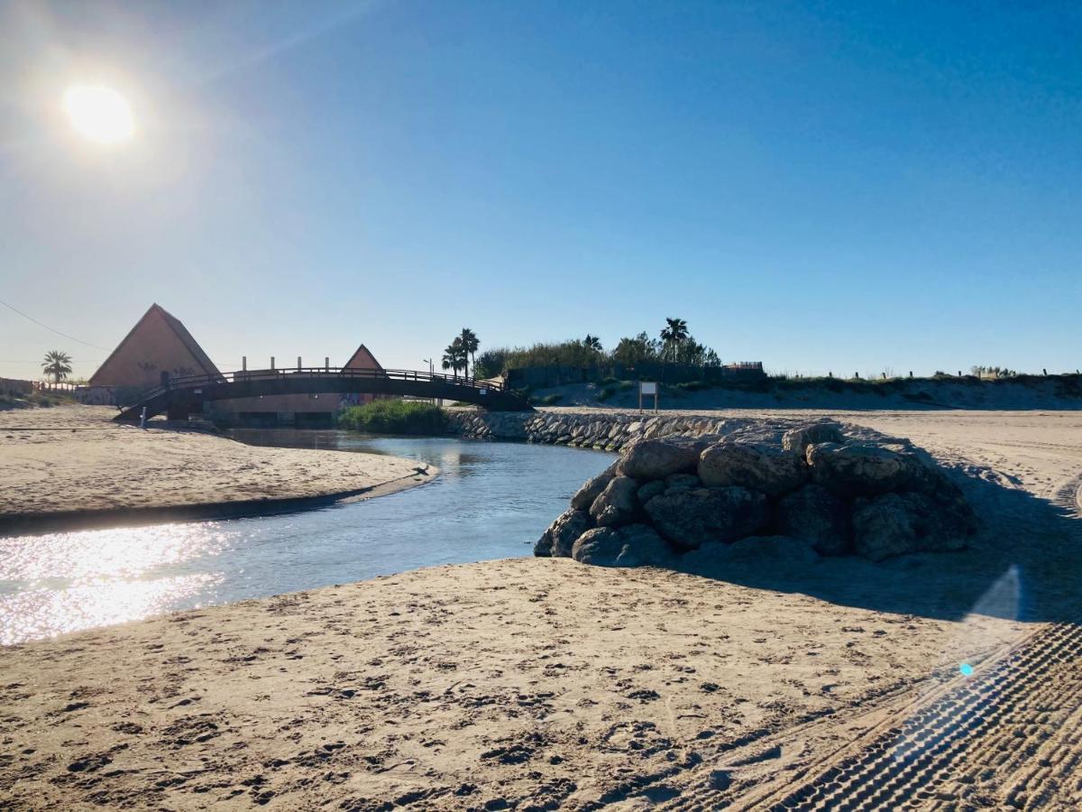 Beachfront And Peaceful Apartment Mareny de Barraquetes Exterior foto