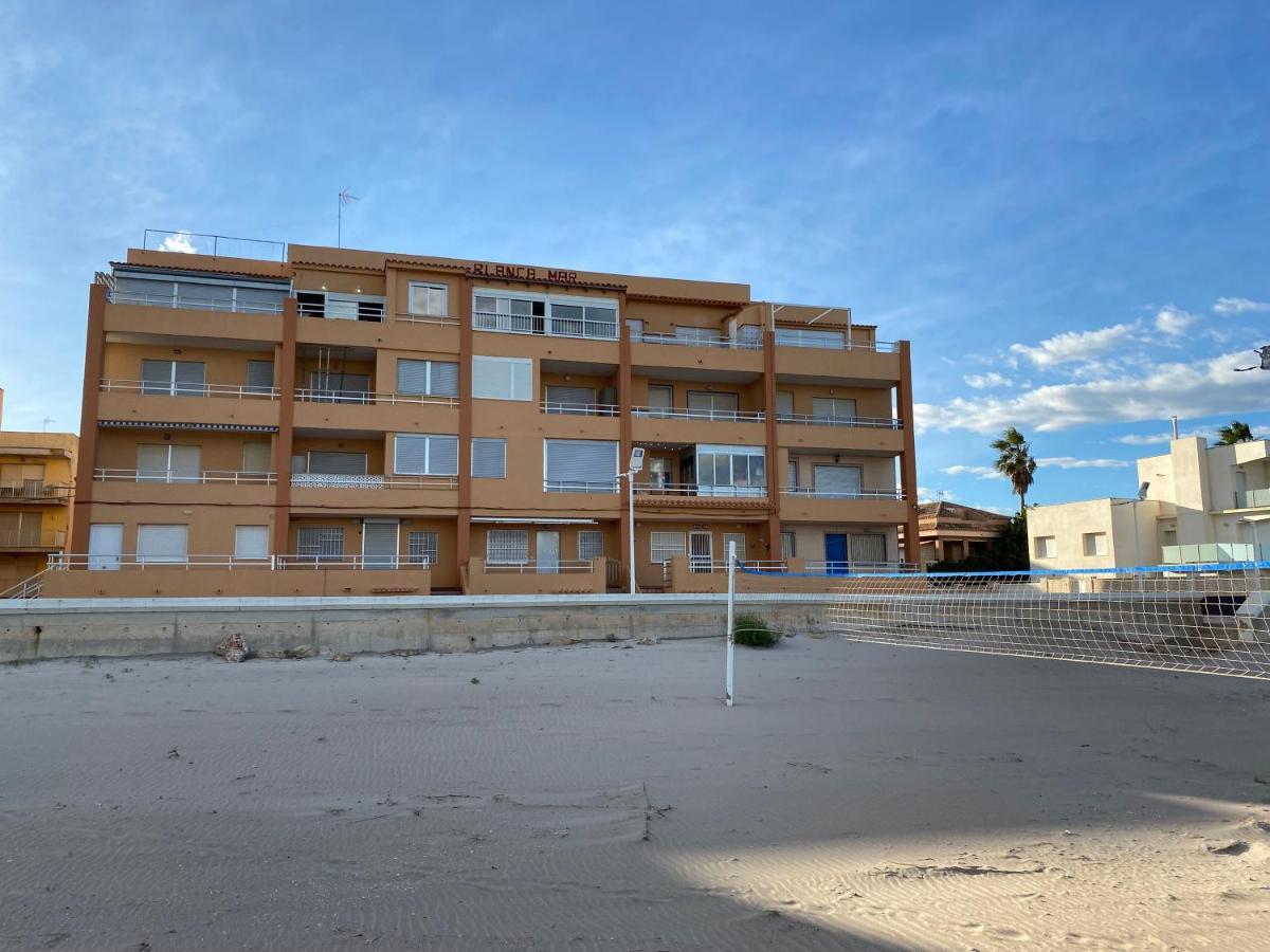 Beachfront And Peaceful Apartment Mareny de Barraquetes Exterior foto